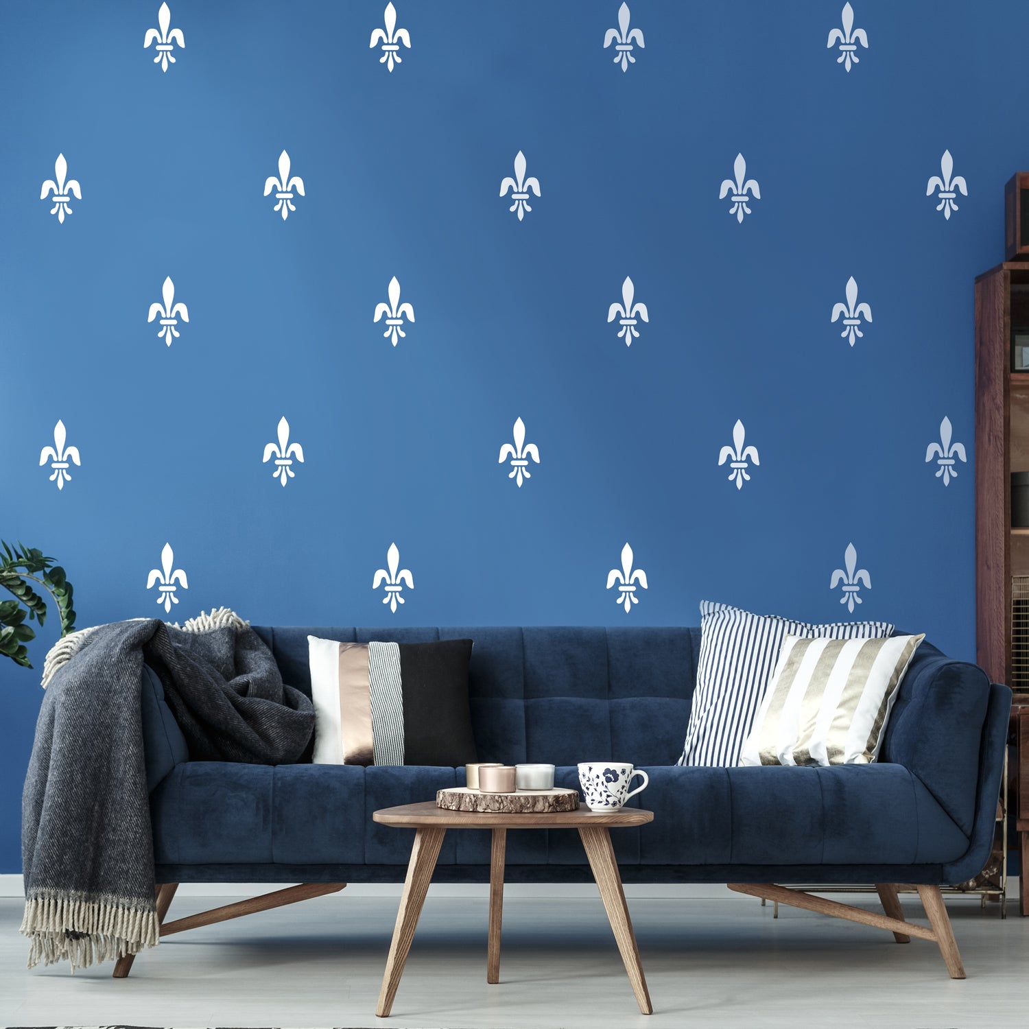 Set of 10 Vinyl Wall Art Decals - Fleur De Lis - 7" x 4" Each - Modern French Decor for Home Apartment Workplace Decor - Mid Century Design for Living Room Bedroom Office Decals (7" x 4" Each, White) 660078136355